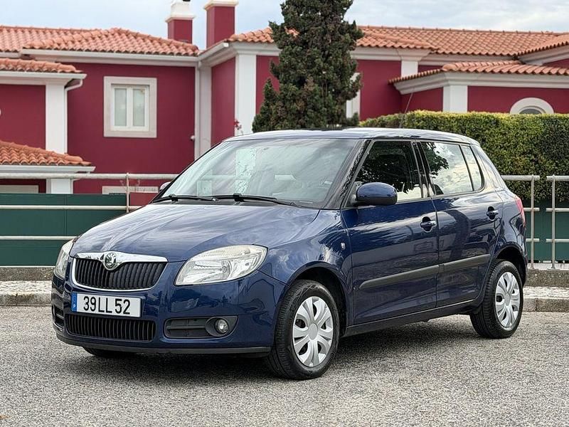 Usado 2011 Skoda Fabia Sedan | € 3.990 - Imagem 1/4