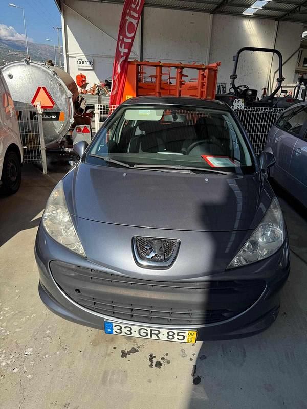 Cinzento Usado 2008 Peugeot 207 Citadino | € 6.500 (Preço elevado) - Imagem 1/4