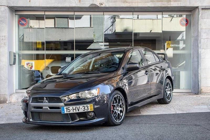 Preto Usado 2009 Mitsubishi Lancer Sedan | € 54.900 - Imagem 1/4