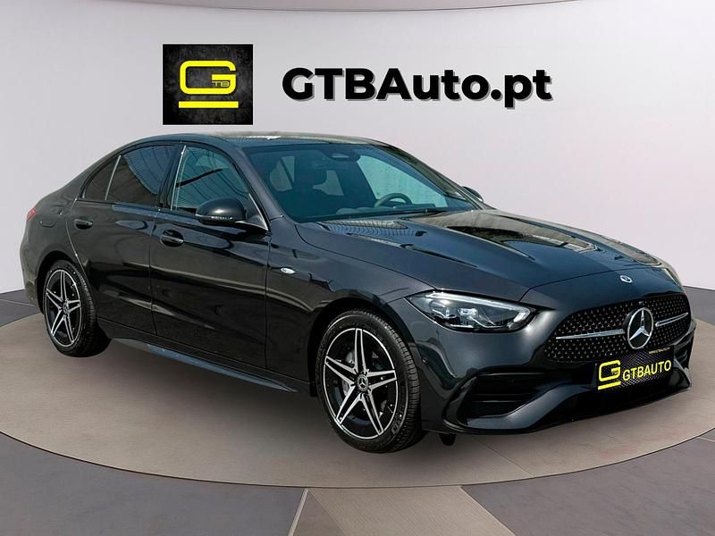 Usado Mercedes C300 AMG line 326 HP (239 kW) 2025 Cinza Sedan