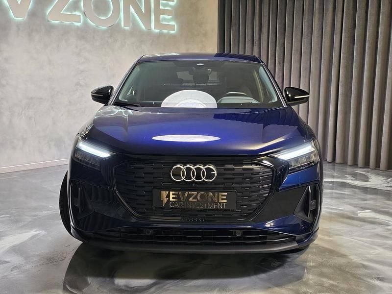Usado Audi Q4 e-tron Business 150 kW (204 HP) 2023 Azul SUV