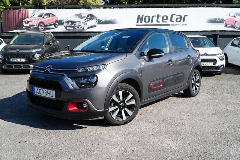 Cinza Usado 2022 Citroën C3 PureTech Citadino | € 11.350 (Bom preço) - Imagem 1/2