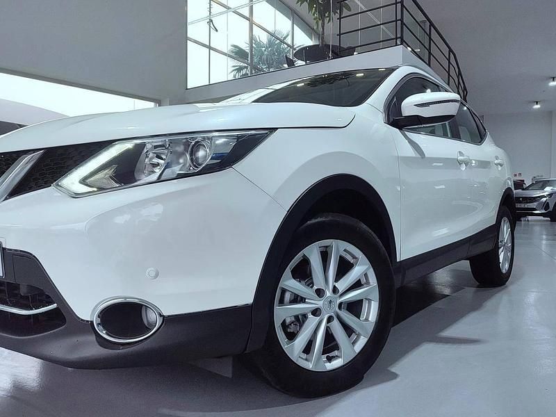 Usado Nissan Qashqai 110 HP (80 kW) 2017 Branco SUV