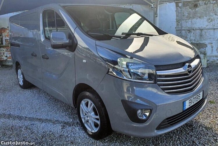 Cinza Usado 2015 Opel Vivaro Van | € 12.850 (Preço elevado) - Imagem 1/1