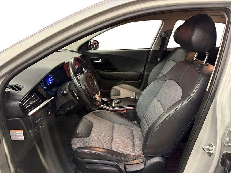 Usado Kia e-Niro 150 kW (204 HP) 2021 Cinza SUV