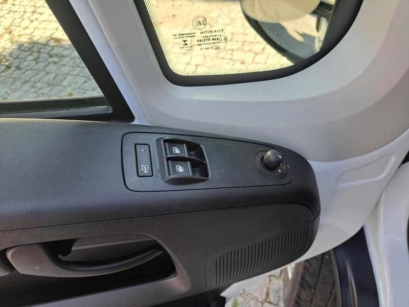 Usado Fiat Ducato 177 HP (130 kW) 2020 Branco Van