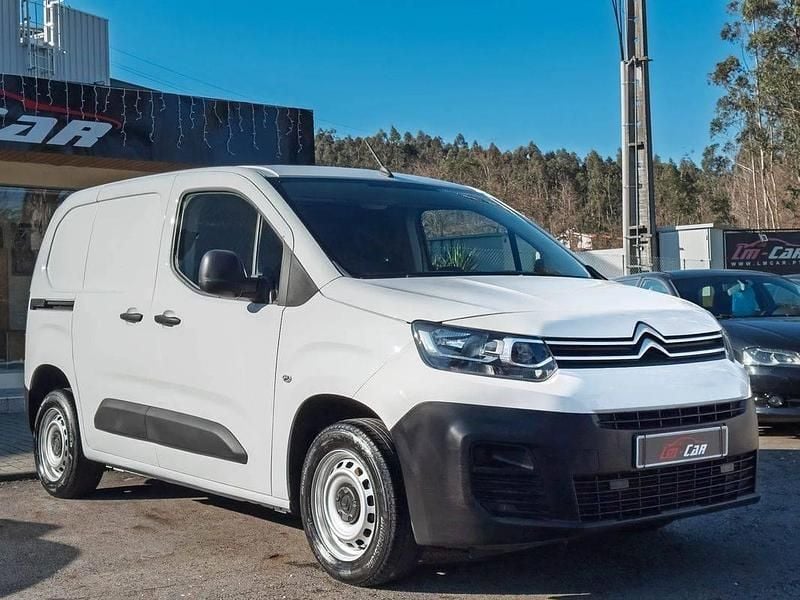 Branco Usado 2020 Citroën Berlingo Monovolume | € 13.990 (Preço justo) - Imagem 1/4