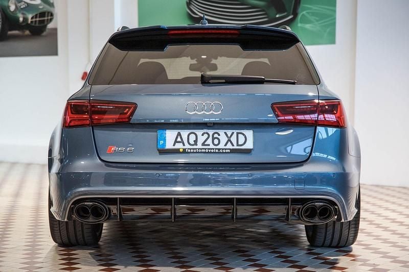 Usado Audi A6 Performance 605 HP (444 kW) 2018 Azul Carrinha