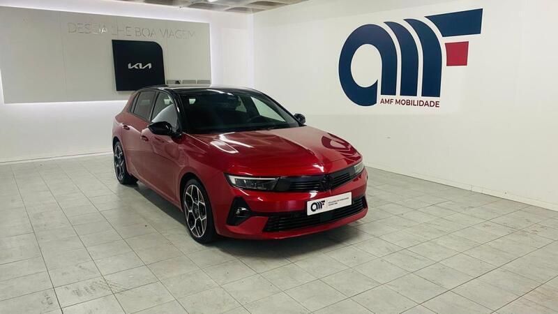 Outra Usado 2023 Opel Astra Sedan | € 23.399 (Preço justo) - Imagem 1/4