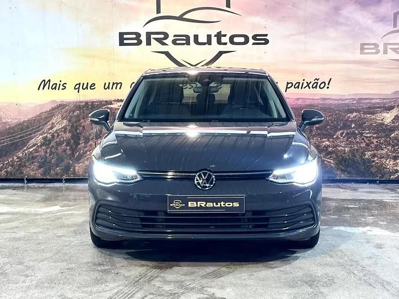 Usado VW Golf VIII Comfortline 130 HP (95 kW) 2022 Cinza antracite