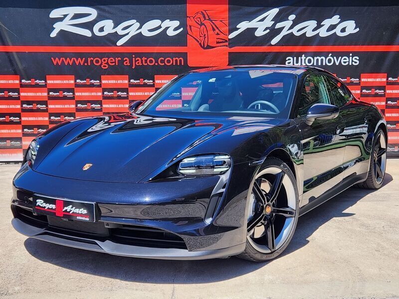 Preto Usado 2021 Porsche Taycan 4S Performance Package Sedan | € 80.000 - Imagem 1/4