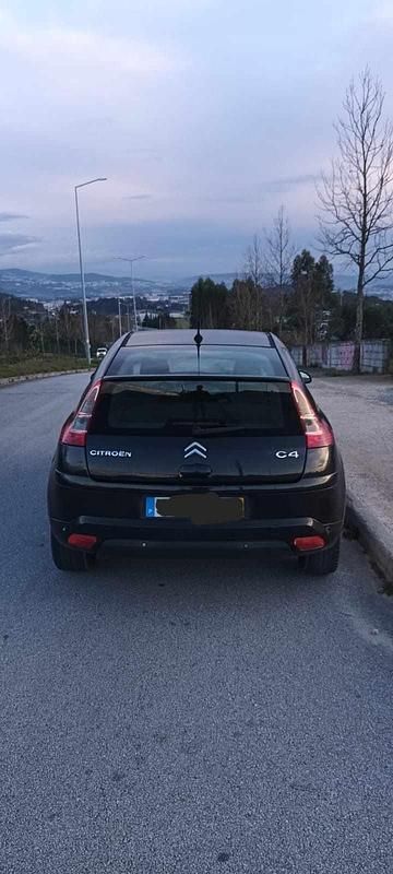 Azul Usado 2007 Citroën C4 Coupé | € 2.900 (Bom preço) - Imagem 1/3