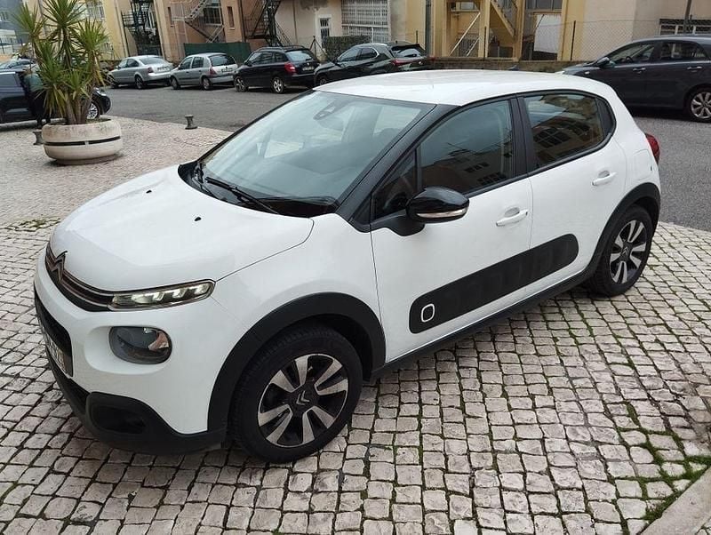 Usado 2017 Citroën C3 PureTech Sedan | € 8.500 (Bom preço) - Imagem 1/4