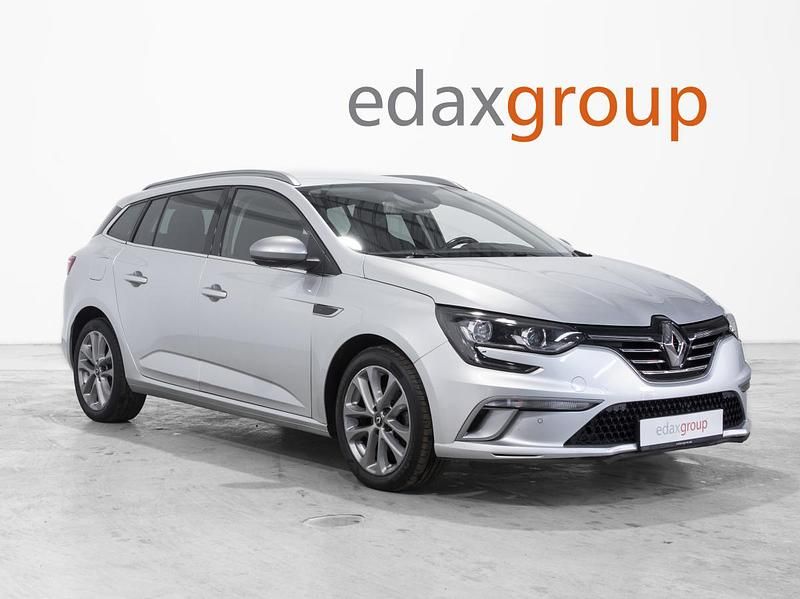 Cinzento Usado 2020 Renault Mégane IV Carrinha | € 15.190 (Preço justo) - Imagem 1/4