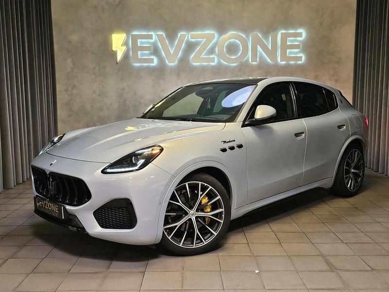 Branco Usado 2023 Maserati Grecale SUV | € 85.000 - Imagem 1/4