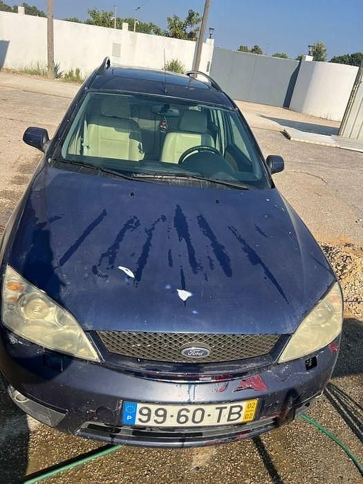 Usado 2002 Ford Mondeo Sedan | € 1.750 - Imagem 1/4