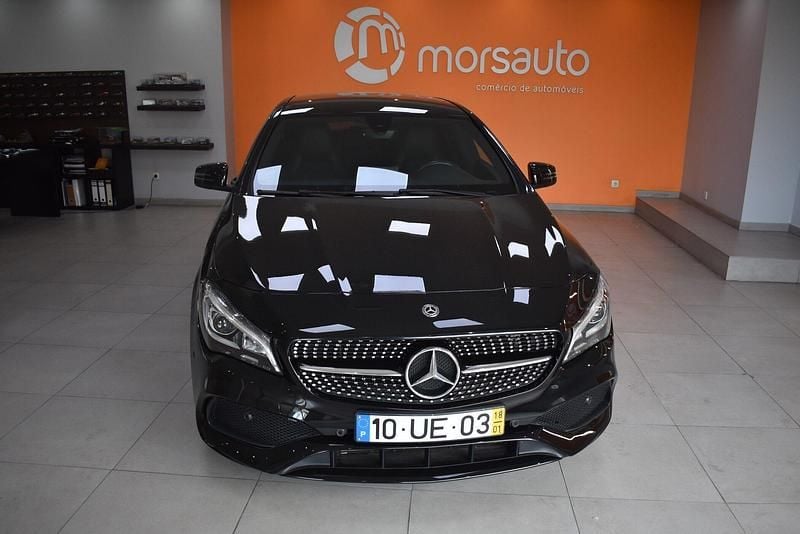 Usado Mercedes CLA180 AMG line 109 HP (80 kW) 2018 Preto Sedan