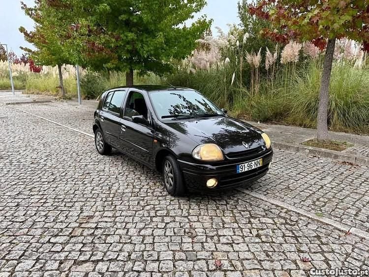 Preto Usado 1999 Renault Clio II Sedan | € 1.450 (Caro) - Imagem 1/1