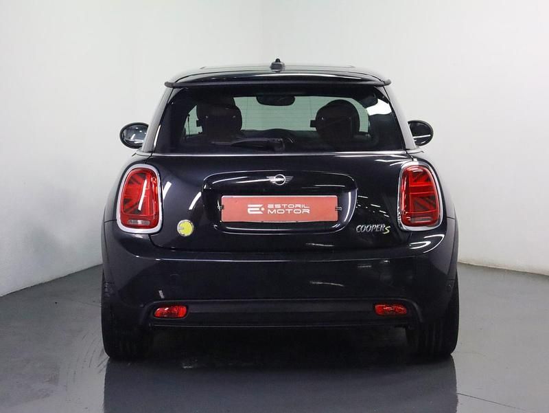 Usado Mini Cooper 135 kW (184 HP) 2022 Preto Citadino