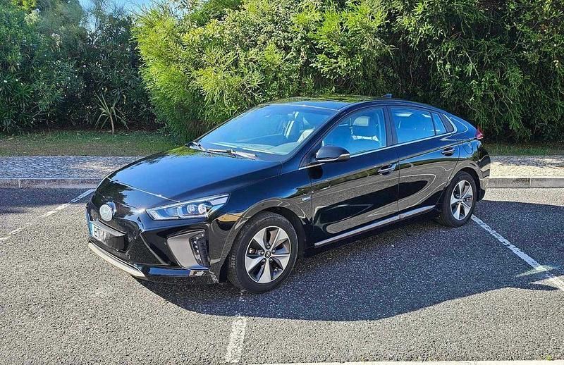 Usado 2019 Hyundai Ioniq Premium Sedan | € 13.500 (Bom preço) - Imagem 1/4