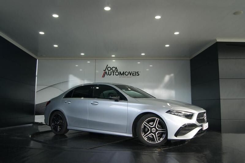 Usado 2023 Mercedes A180 Advanced Plus | € 43.500 (Caro) - Imagem 1/4