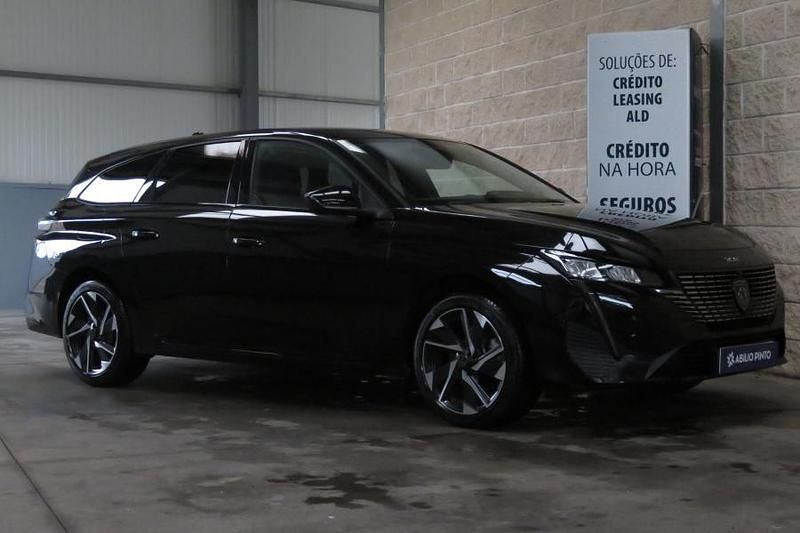 Usado Peugeot 308 SW 130 HP (95 kW) 2024 Preto Carrinha