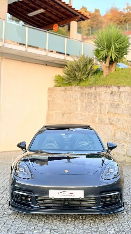 Usado Porsche Panamera 462 HP (339 kW) 2018 Cinza Carrinha