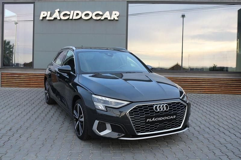 Cinza Usado 2021 Audi A3 e-tron S-Line Citadino | € 29.600 - Imagem 1/4