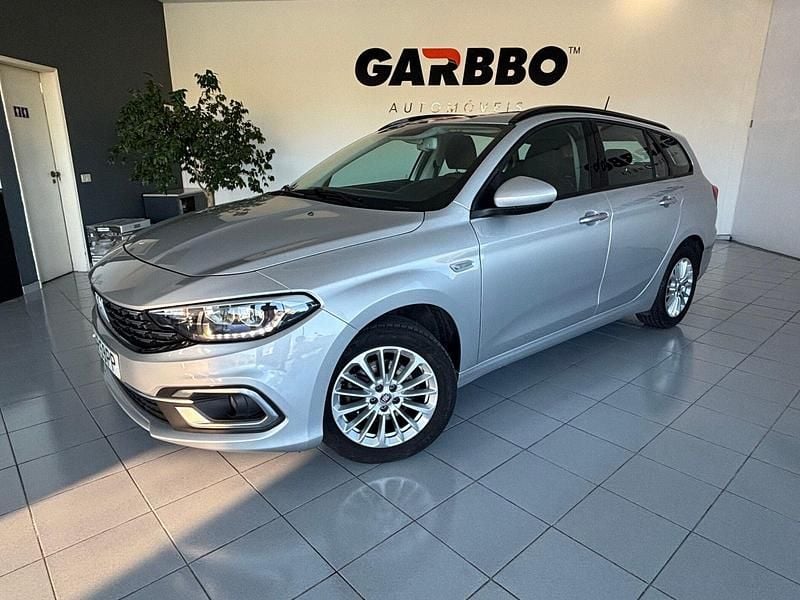 Cinza Usado 2022 Fiat Tipo City Life Carrinha | € 14.500 (Preço justo) - Imagem 1/4