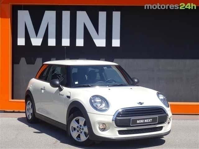 Машина mini one