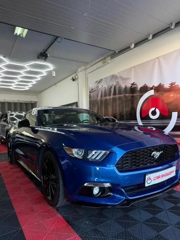 Usado Ford Mustang 317 HP (233 kW) 2017 Azul Coupé
