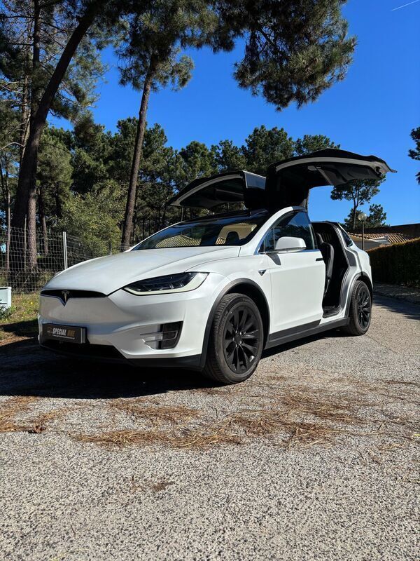 Branco Usado 2018 Tesla Model X SUV | € 42.900 (Caro) - Imagem 1/4
