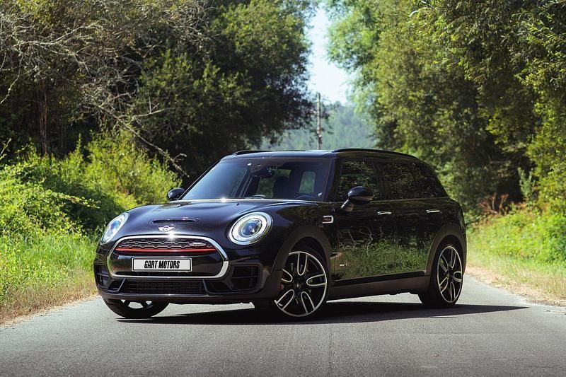 Preto Usado 2017 Mini John Cooper Works Citadino | € 24.900 (Preço justo) - Imagem 1/4