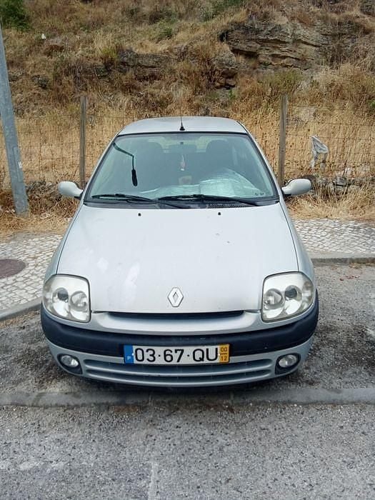 Usado 2000 Renault Clio II | € 1.400 (Bom preço) - Imagem 1/4