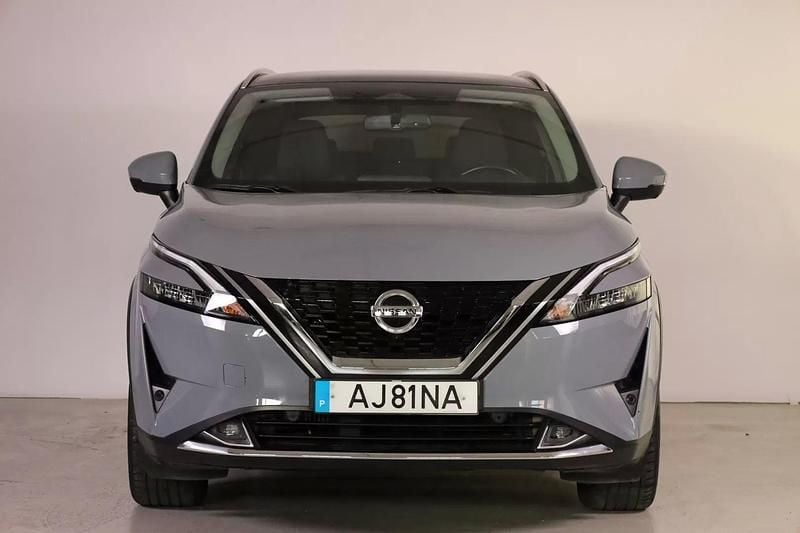 Usado Nissan Qashqai N-Connecta 140 HP (102 kW) 2021 Cinza escuro SUV