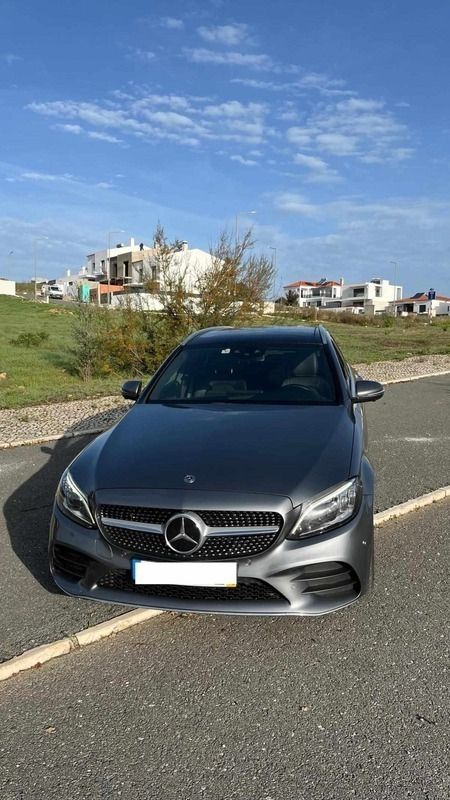 Cinzento Usado 2019 Mercedes C220 Carrinha | € 32.000 (Preço justo) - Imagem 1/4