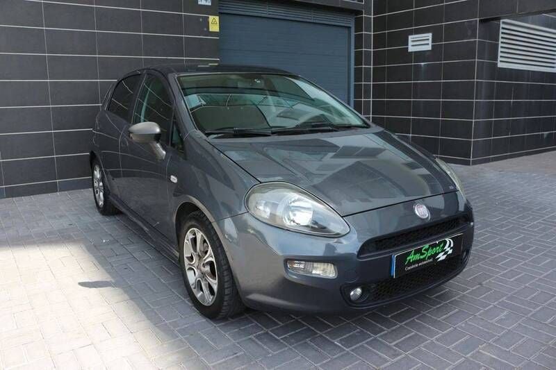 Cinzento Usado 2014 Fiat Punto Evo Citadino | € 7.990 (Preço justo) - Imagem 1/4