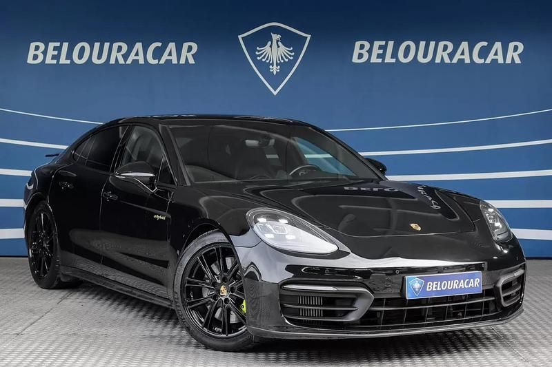 Preto Usado 2021 Porsche Panamera 4 Sedan | € 95.000 (Caro) - Imagem 1/4