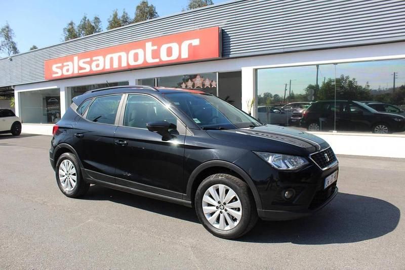 Preto Usado 2019 Seat Arona Style SUV | € 14.900 (Preço justo) - Imagem 1/4