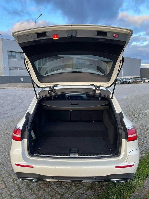 Usado Mercedes E300 AMG line 306 HP (225 kW) 2020 Sedan