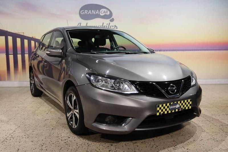 Usado Nissan Pulsar Tekna 116 HP (85 kW) 2016 Cinza Citadino