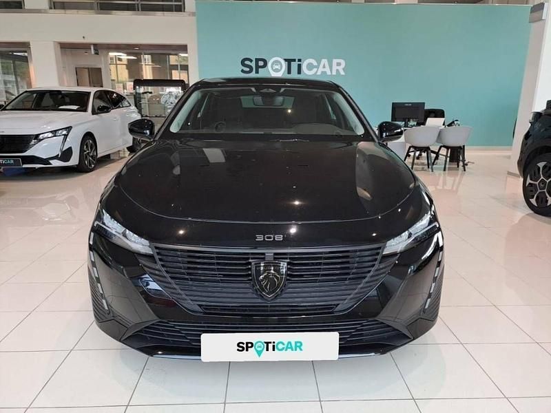 Usado Peugeot 308 136 HP (100 kW) 2025 Preto