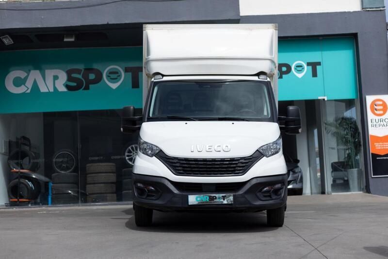 Branco Usado 2020 Iveco Daily | € 33.480 (Preço justo) - Imagem 1/4