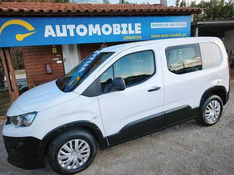 Usado Peugeot Rifter 102 HP (75 kW) 2021 Branco Monovolume