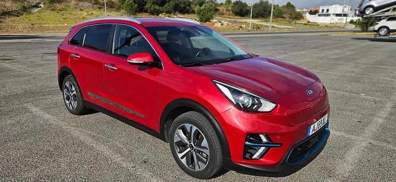 Vermelho Usado 2020 Kia e-Niro SUV | € 20.500 (Super Preço) - Imagem 1/3