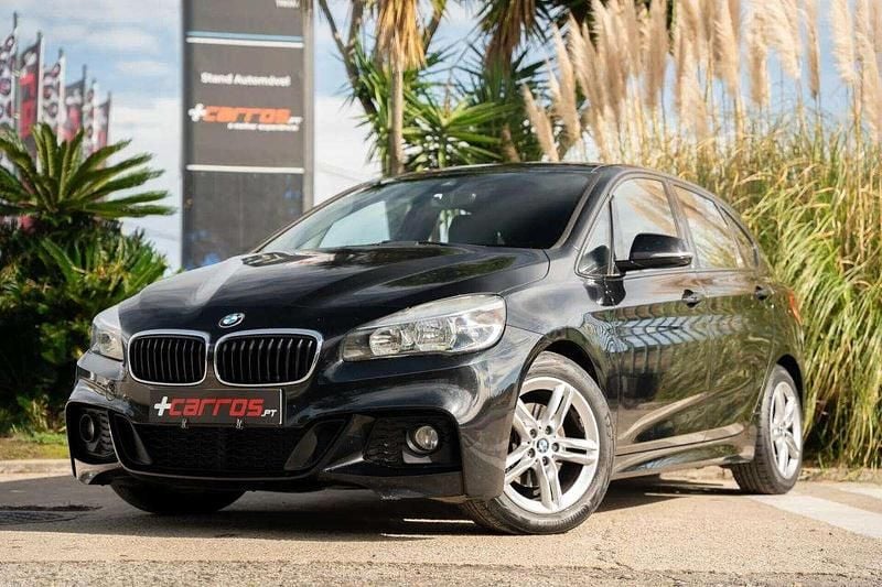 Preto Usado 2015 BMW 218 Active Tourer Monovolume | € 18.900 - Imagem 1/4