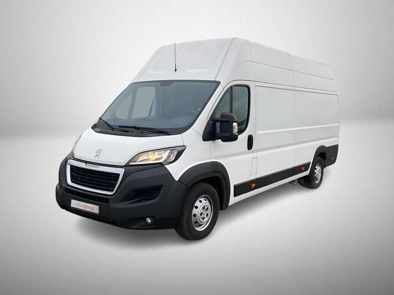Branco Usado 2021 Peugeot Boxer Premium Van | € 23.490 (Caro) - Imagem 1/4