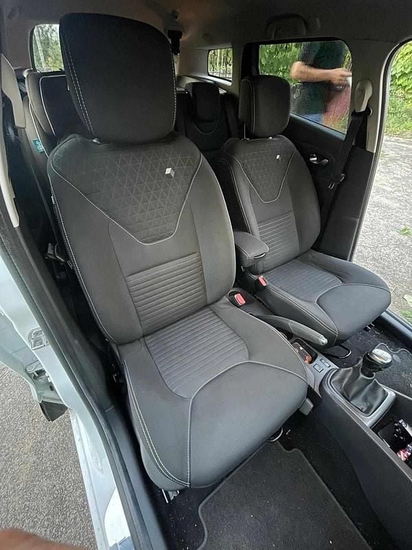 Usado Renault Clio IV 90 HP (66 kW) 2016 Branco Carrinha