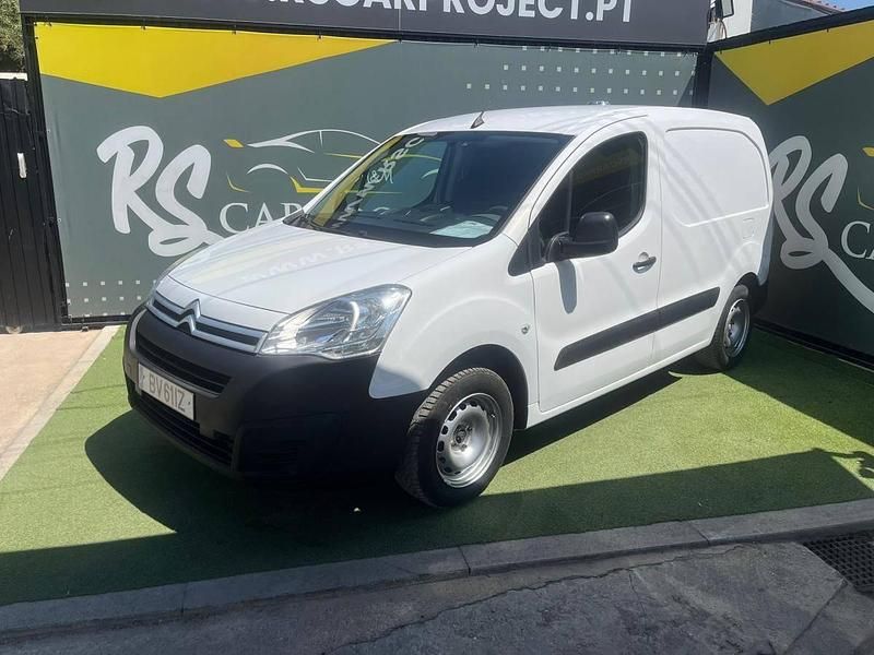 Branco Usado 2019 Citroën Berlingo Business Class Monovolume | € 12.980 (Preço justo) - Imagem 1/4