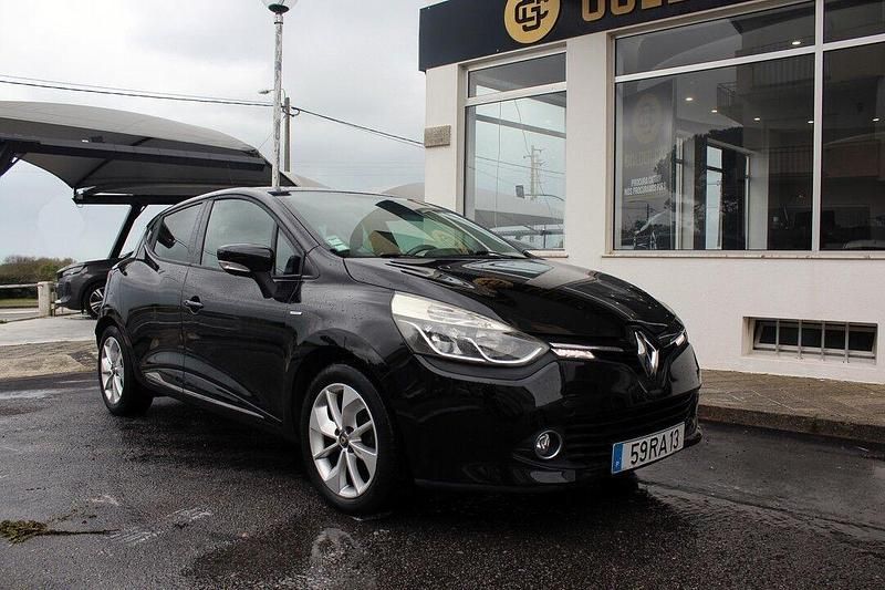 Usado Renault Clio IV LIMITED 90 HP (66 kW) 2016 Preto